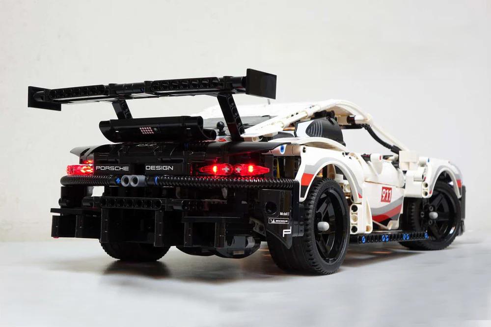 Lighting kit for 911 RSR